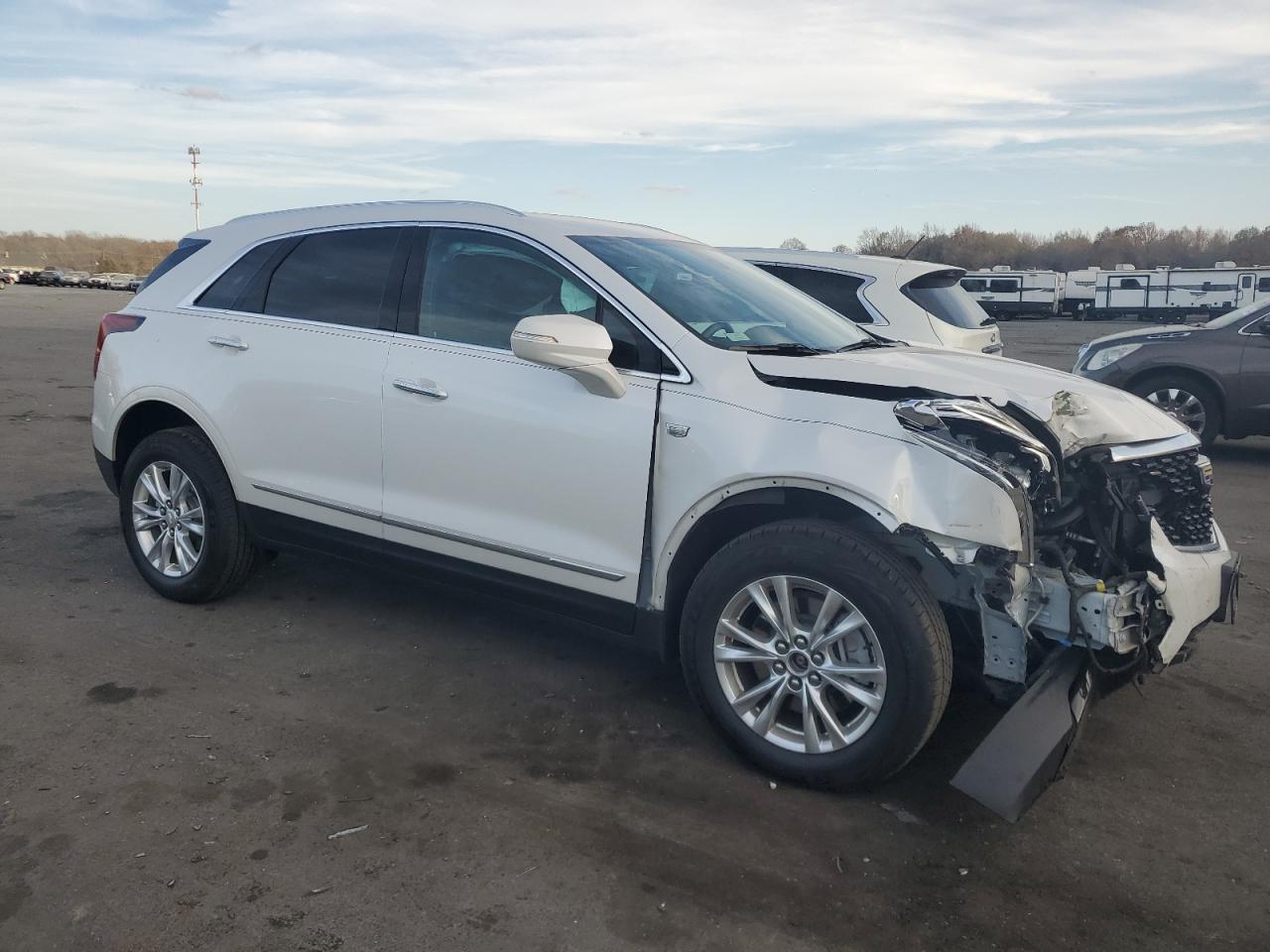 VIN 1GYKNAR45LZ188014 2020 CADILLAC XT5 no.4