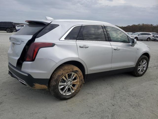  CADILLAC XT5 2020 Srebrny