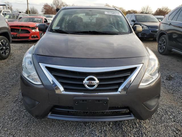 Sedans NISSAN VERSA 2015 Gray