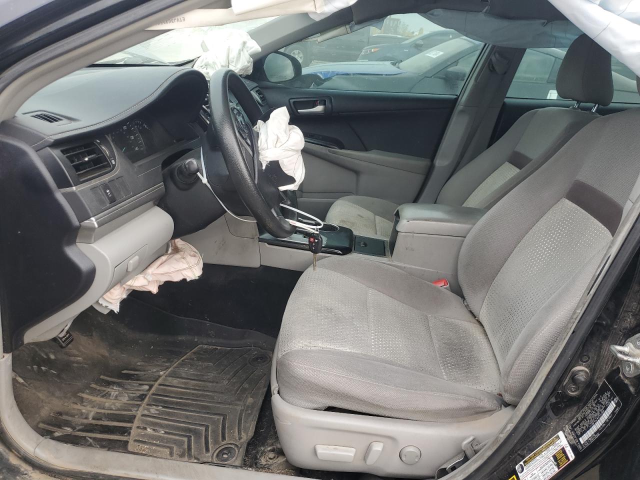 2014 Toyota Camry - Image 7