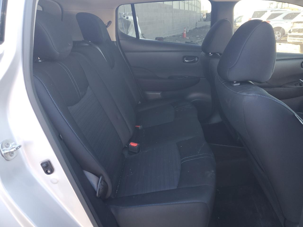 2019 Nissan Leaf - Image 10