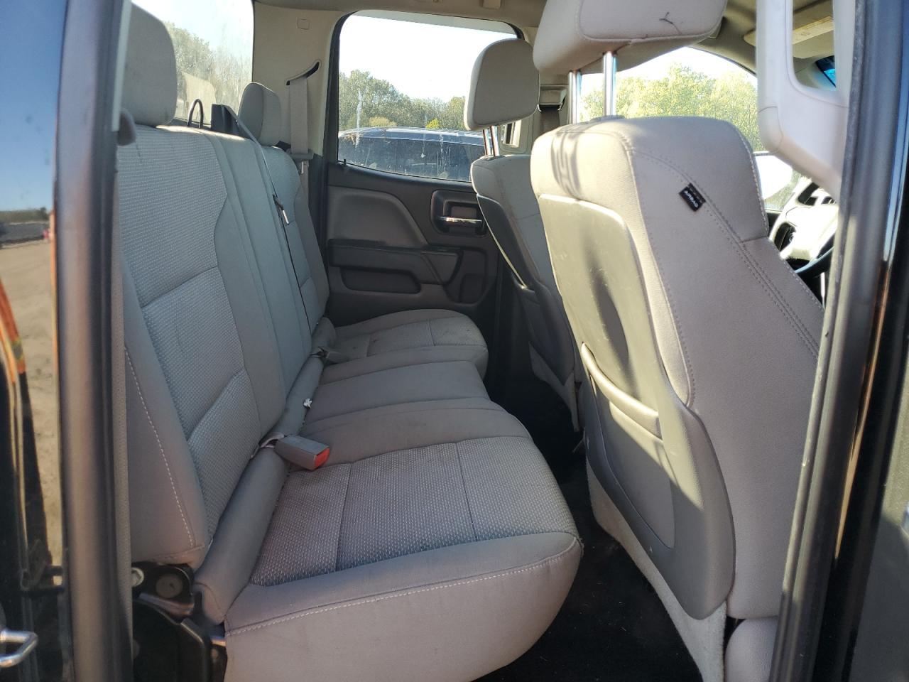 2014 Chevrolet Silverado - Image 10