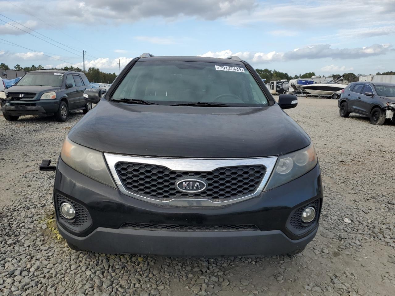 VIN 5XYKT3A69DG414642 2013 KIA SORENTO no.5