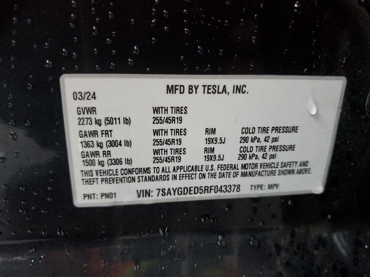 2024 Tesla Model Y VIN: 7SAYGDED5RF043378 Lot: 81266964