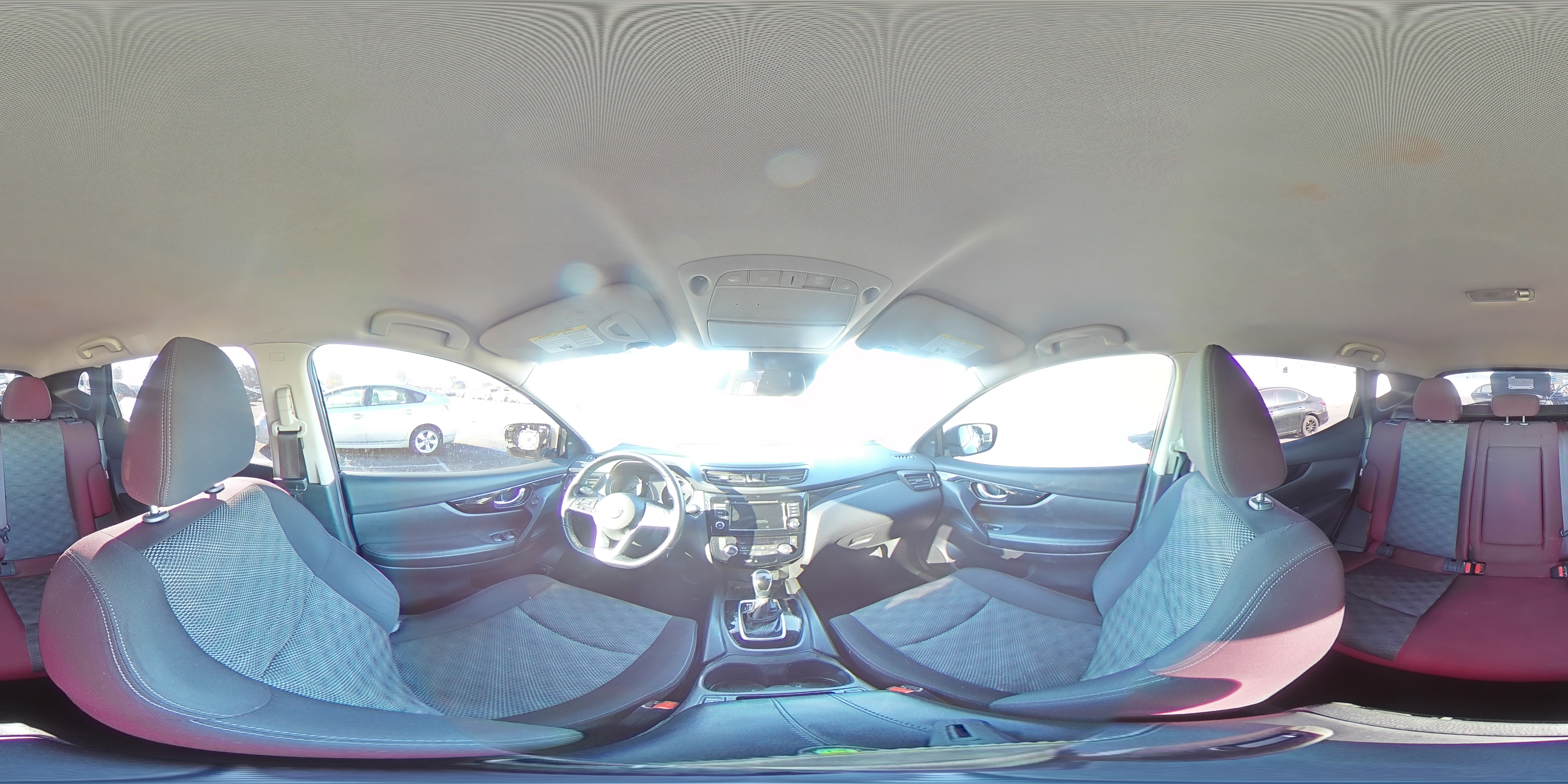 2021 Nissan Rogue - Image 13