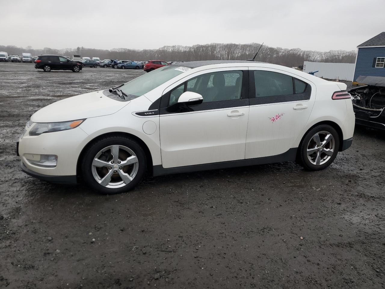 2011 Chevrolet Volt - Image 1