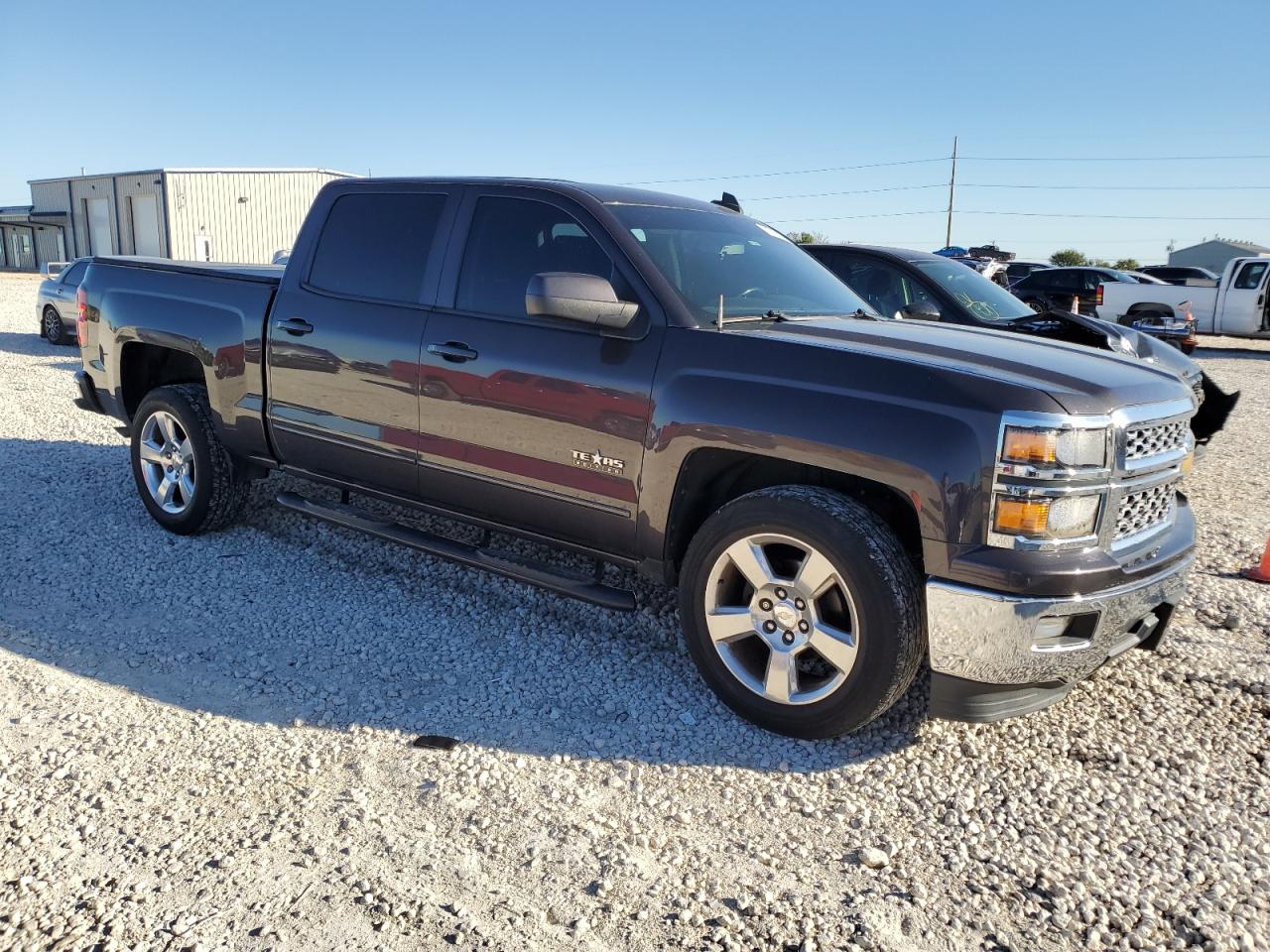 2015 Chevrolet Silverado - Image 4