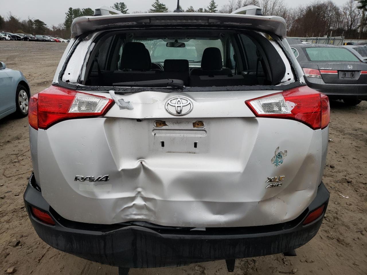 2014 Toyota RAV 4 - Image 6