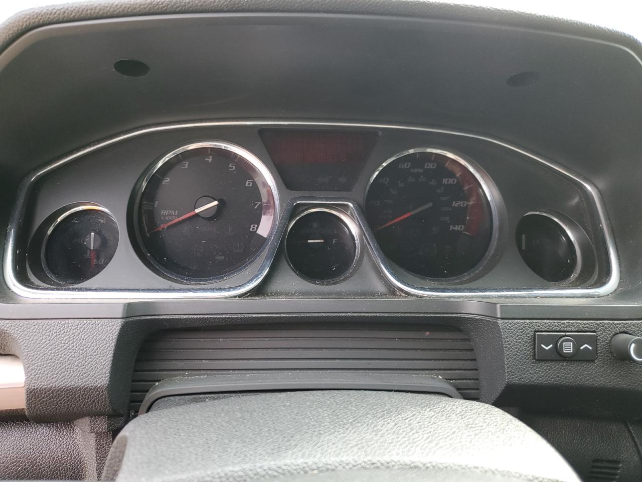 2016 GMC Acadia - Image 9