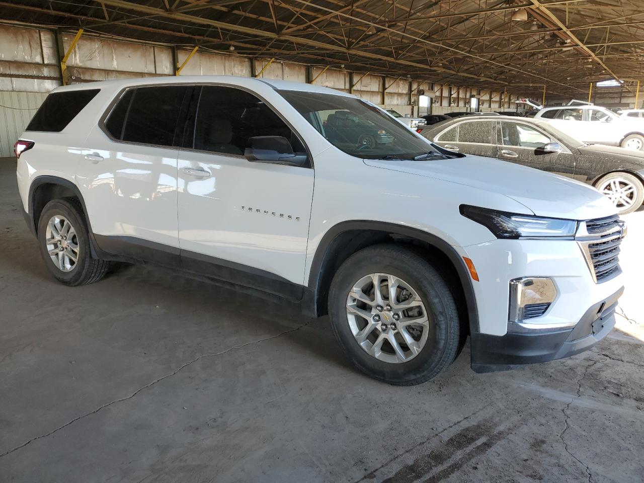 2022 Chevrolet Traverse - Image 4