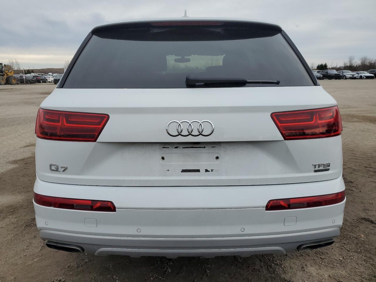 2017 Audi Q7 Premium Plus VIN: WA1LAAF73HD020407 Lot: 80483414