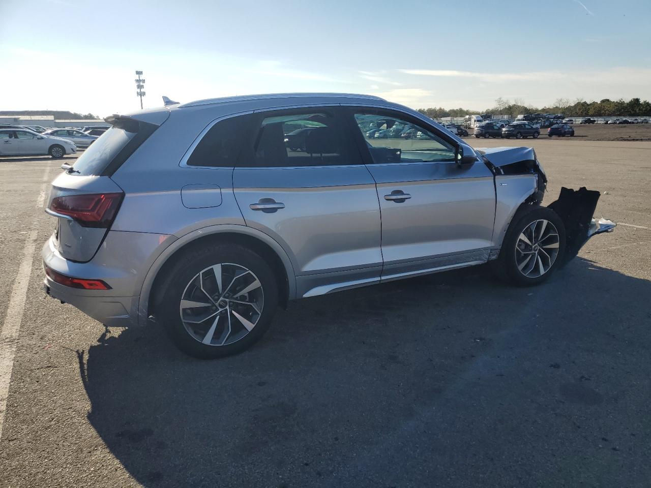 2023 Audi Q5 - Image 3