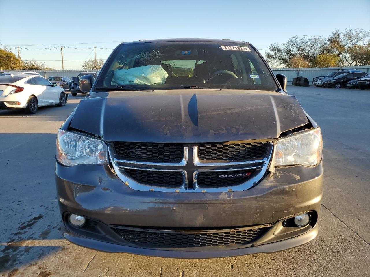 VIN 2C4RDGCGXKR656552 2019 DODGE CARAVAN no.5