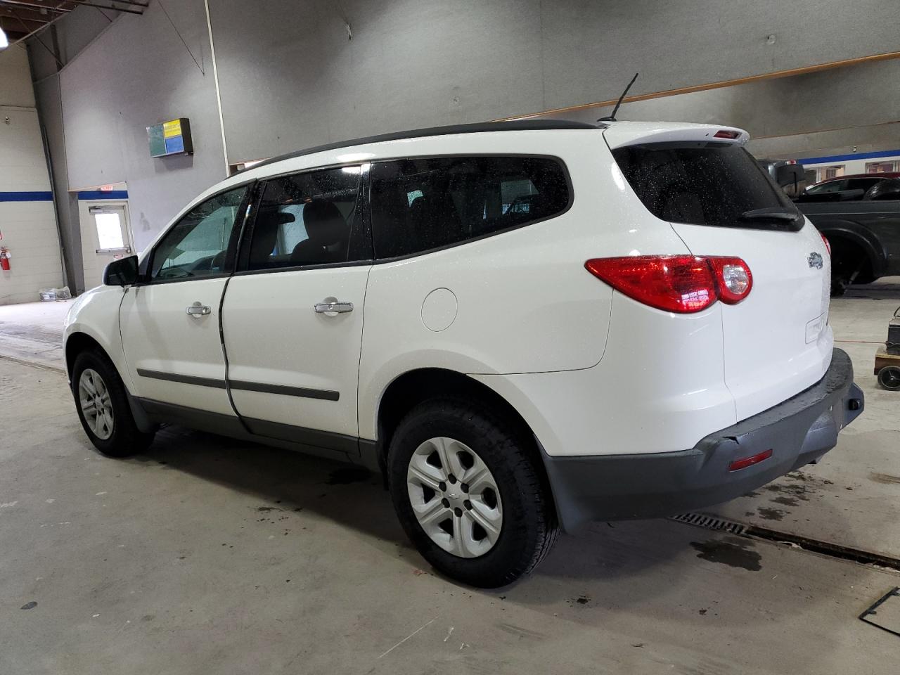 2012 Chevrolet Traverse - Image 2