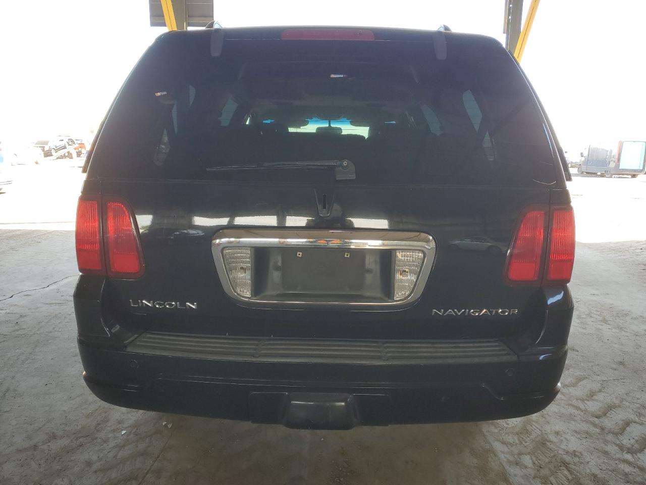 2004 Lincoln Navigator VIN: 5LMFU27R94LJ10539 Lot: 76325474