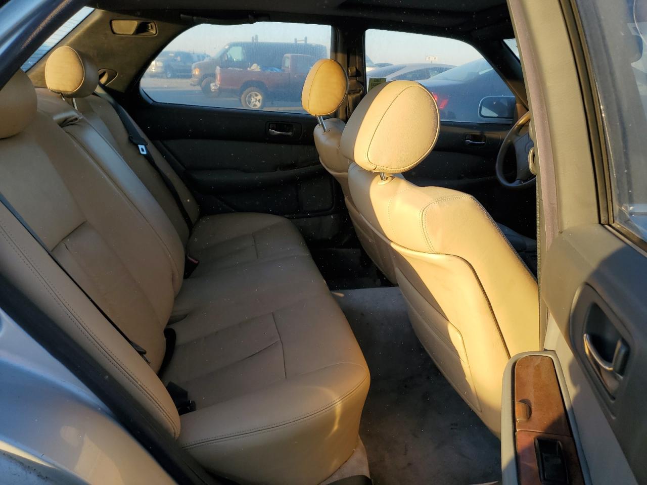 1991 Lexus Ls 400 VIN: JT8UF11E7M0085813 Lot: 80132324