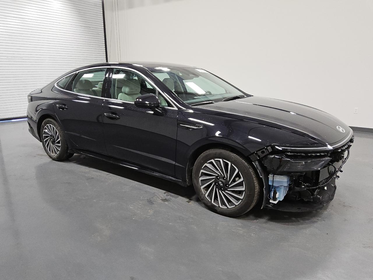 2024 Hyundai Sonata - Image 4
