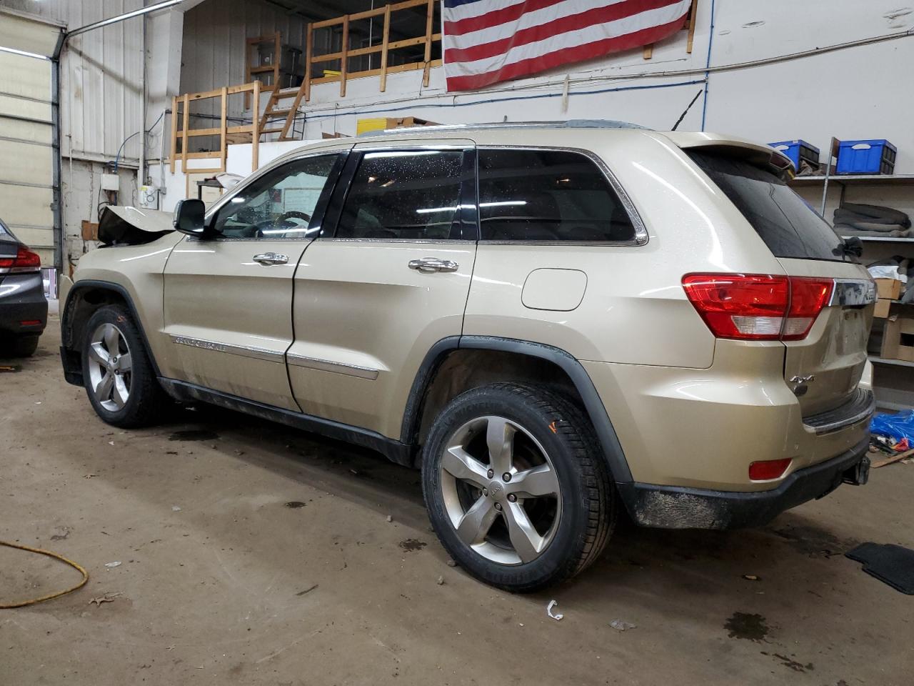 2012 Jeep Grand Cherokee - Image 2