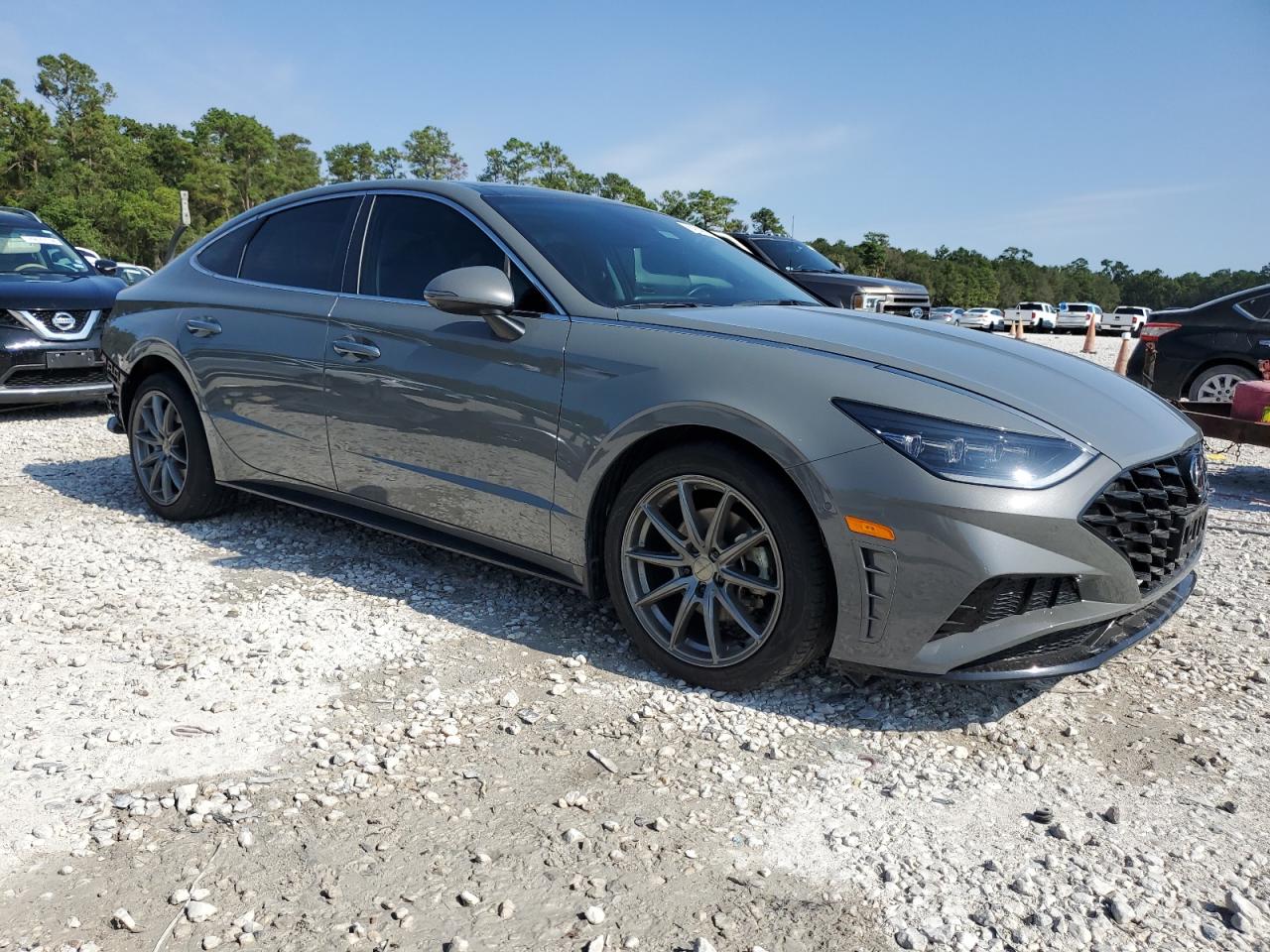 2022 Hyundai Sonata - Image 4
