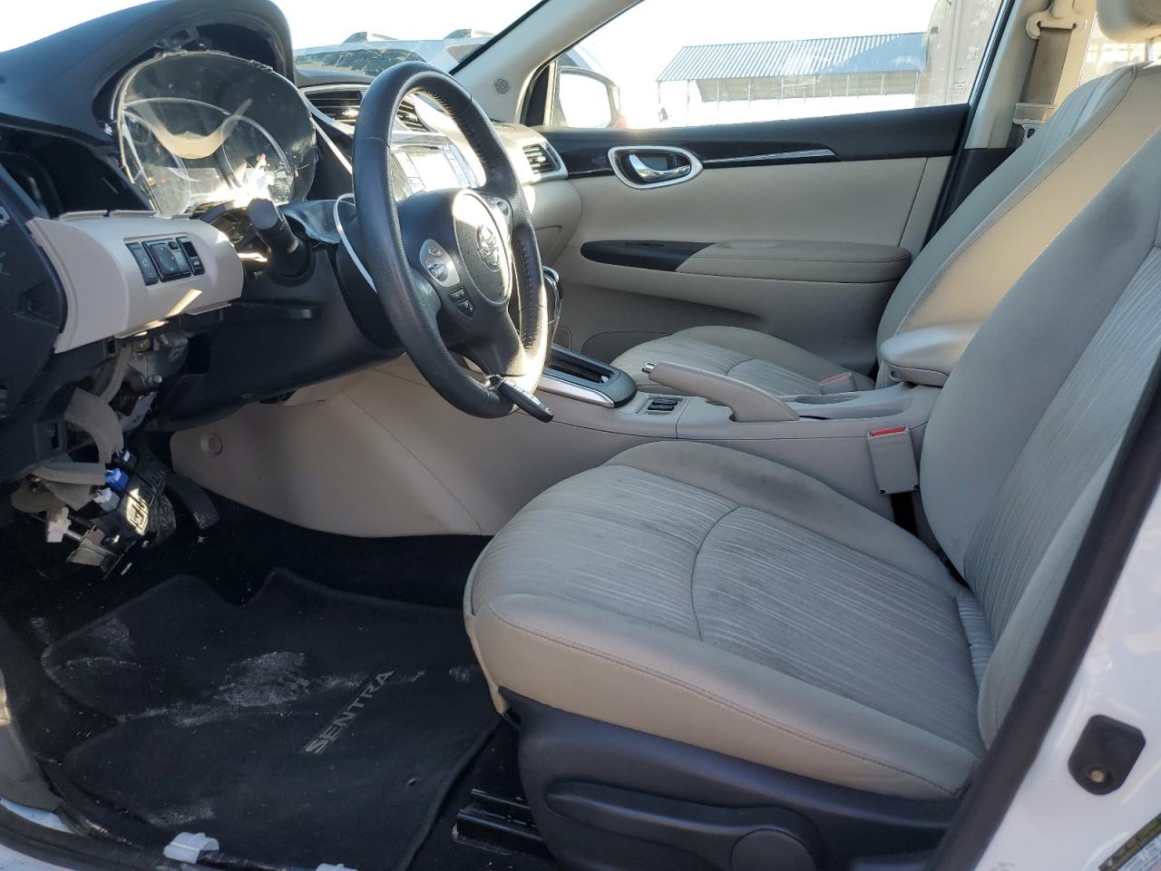 2017 Nissan Sentra - Image 7