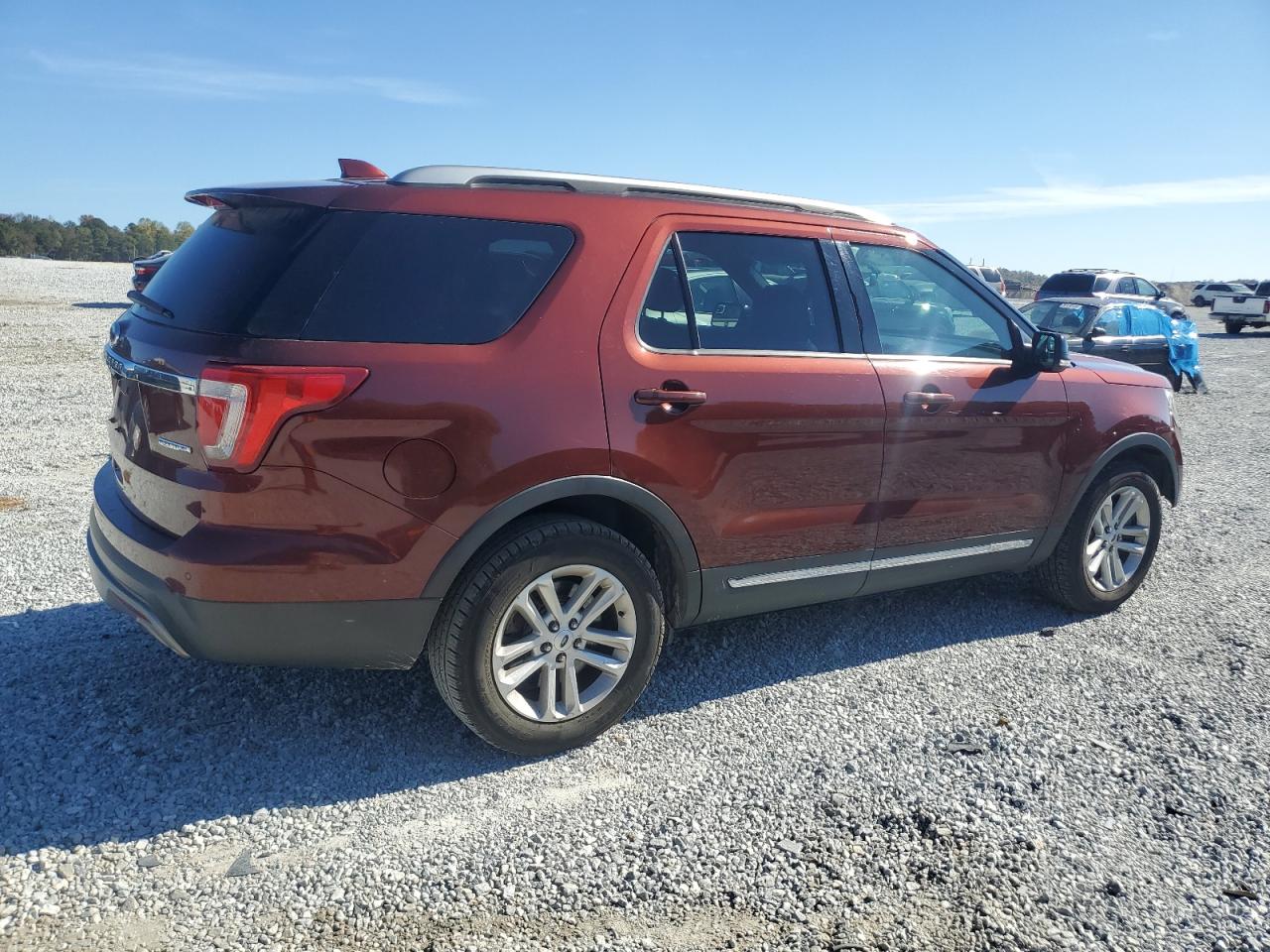 VIN 1FM5K7D82GGA23303 2016 FORD EXPLORER no.3