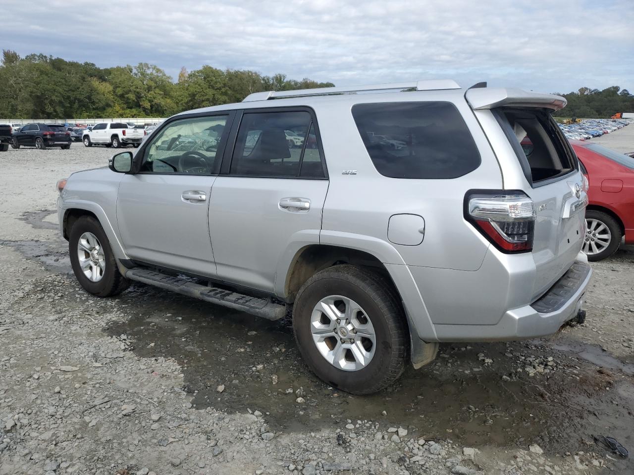 VIN JTEZU5JR9J5186658 2018 TOYOTA 4RUNNER no.2