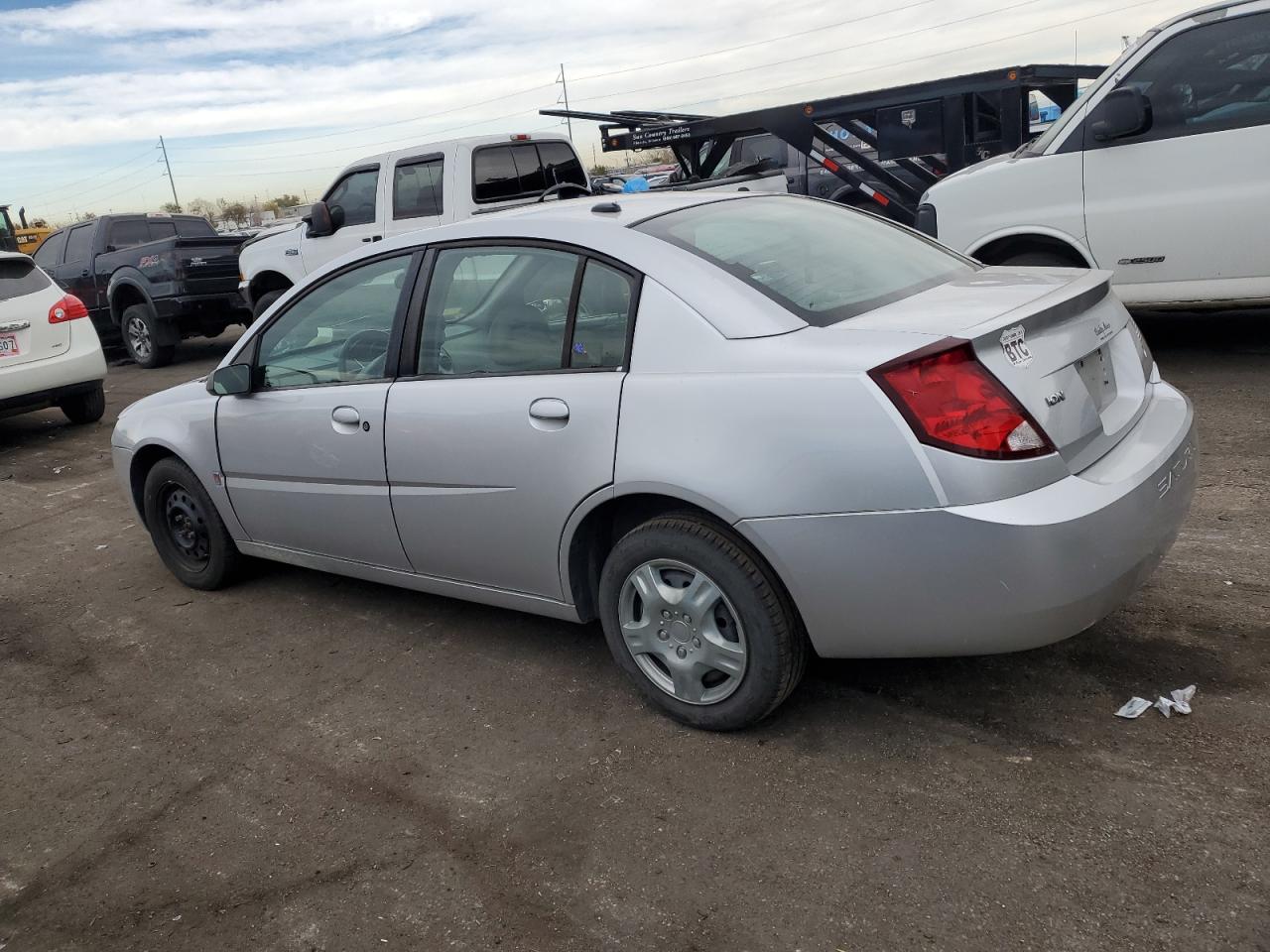 2007 Saturn ION - Image 2