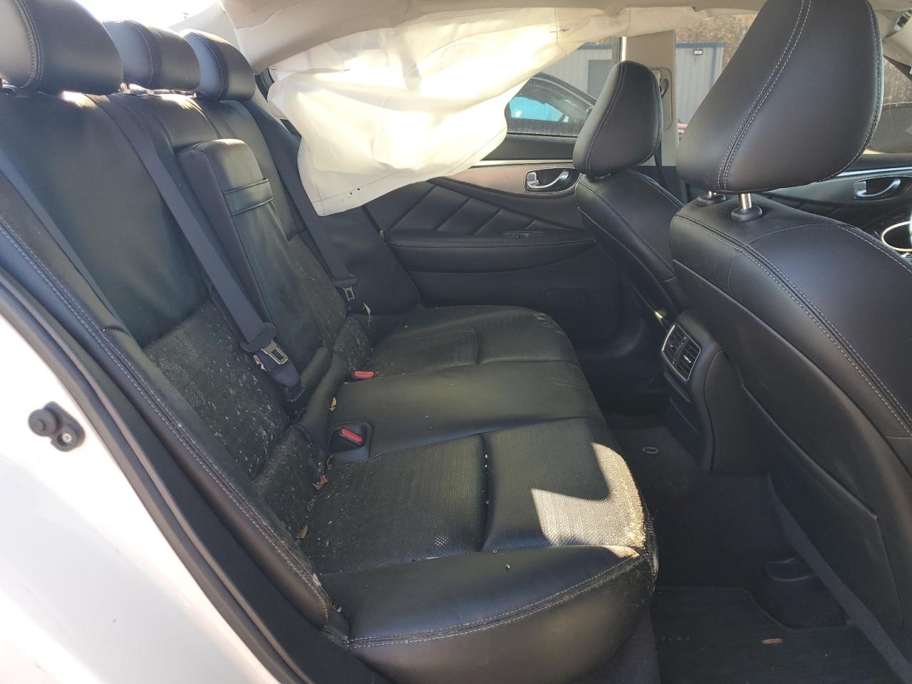 2018 Infiniti Q50 - Image 11