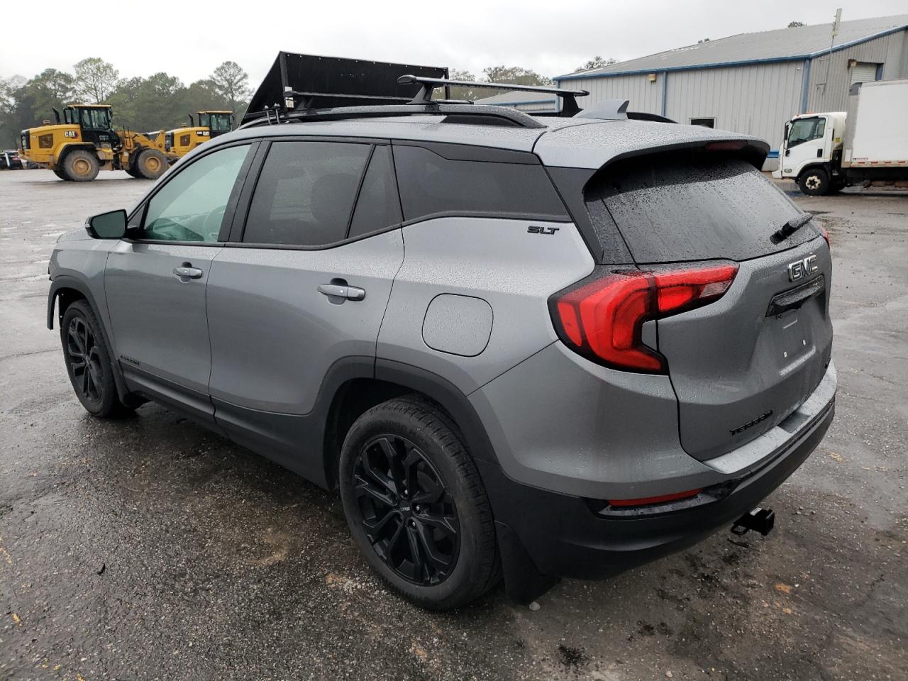 2020 GMC Terrain - Image 2
