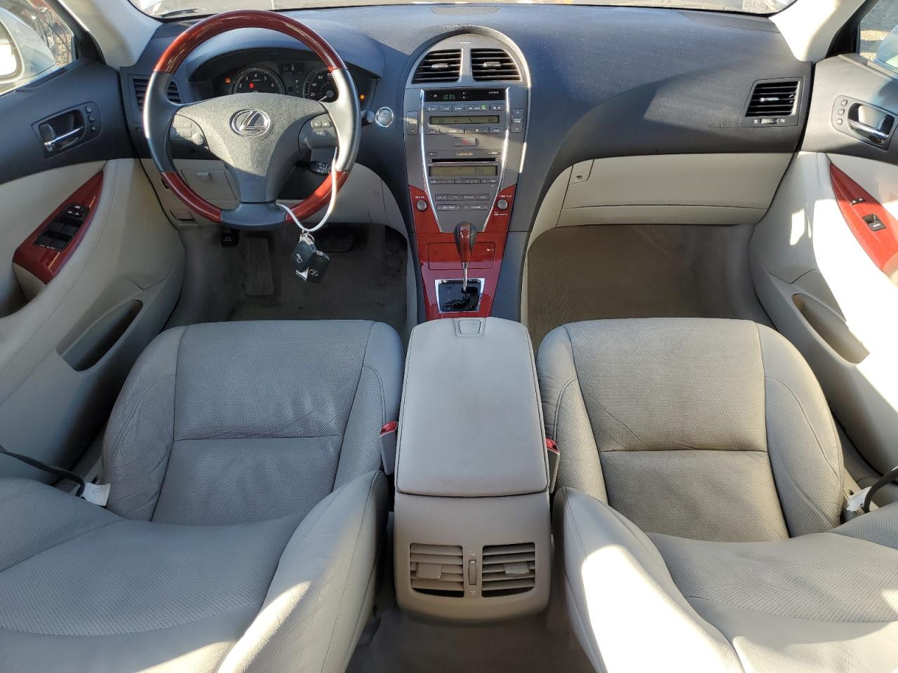 2009 Lexus ES - Image 8