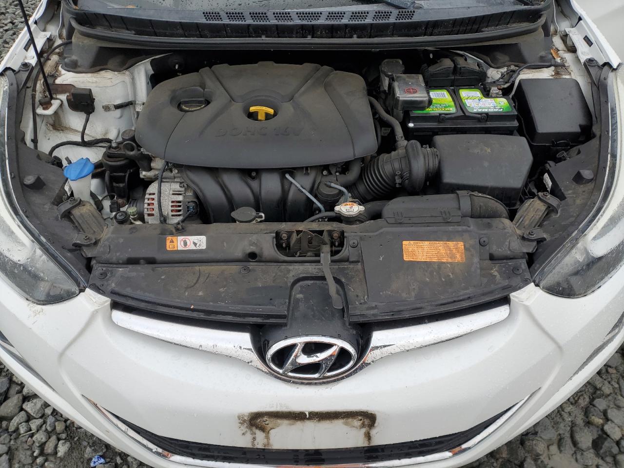 2014 Hyundai Elantra - Image 11