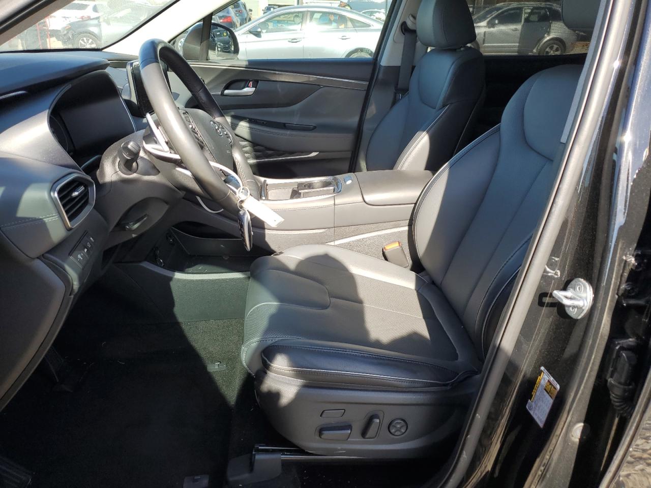 2023 Hyundai Santa Fe - Image 7