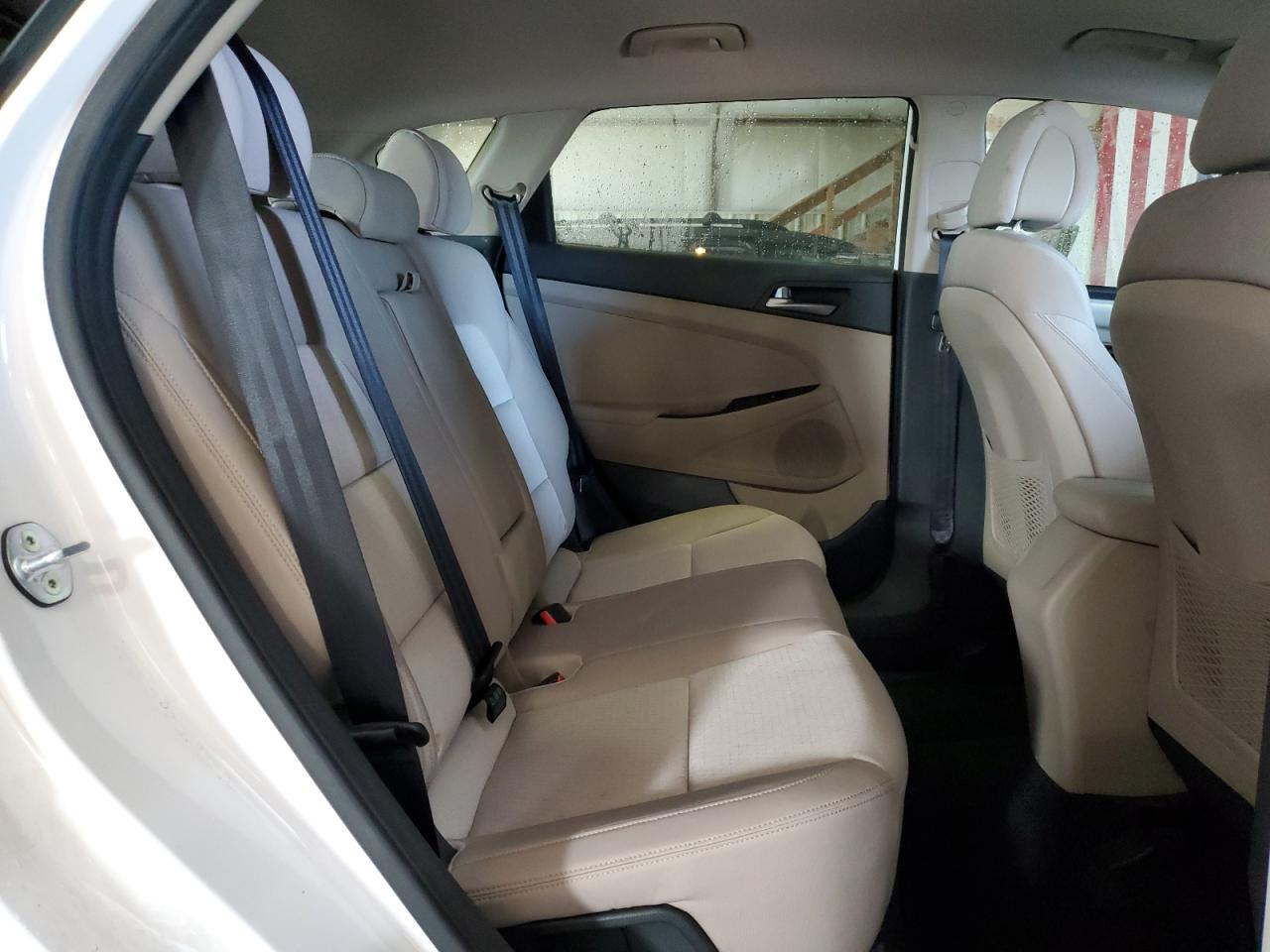 2017 Hyundai Tucson - Image 11