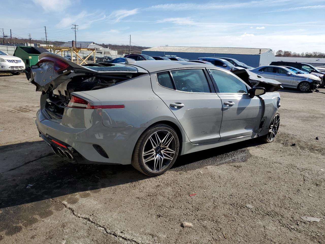 2022 Kia Stinger - Image 3