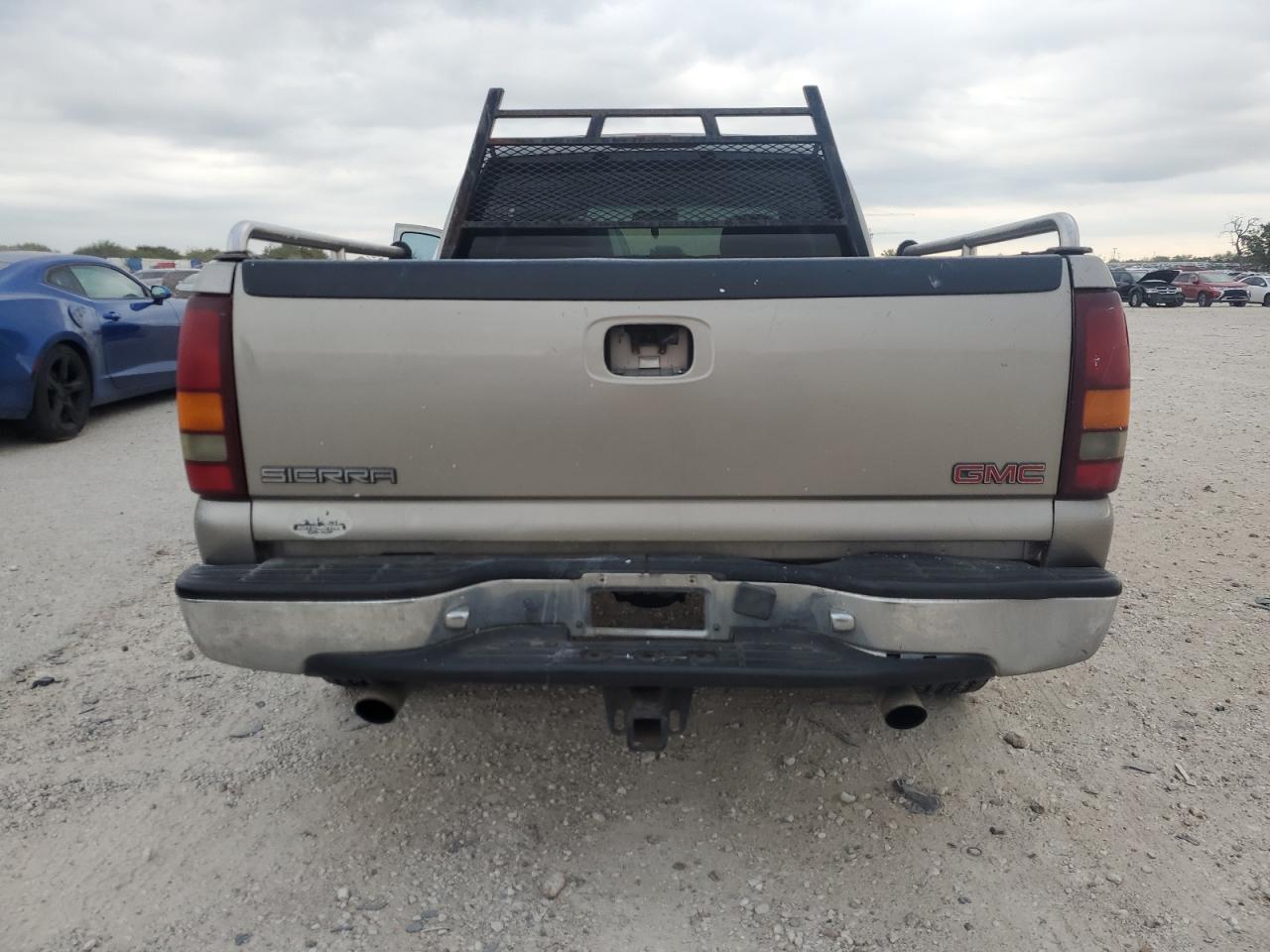 2001 GMC New Sierra C1500 VIN: 2GTEC19T611320641 Lot: 80032214