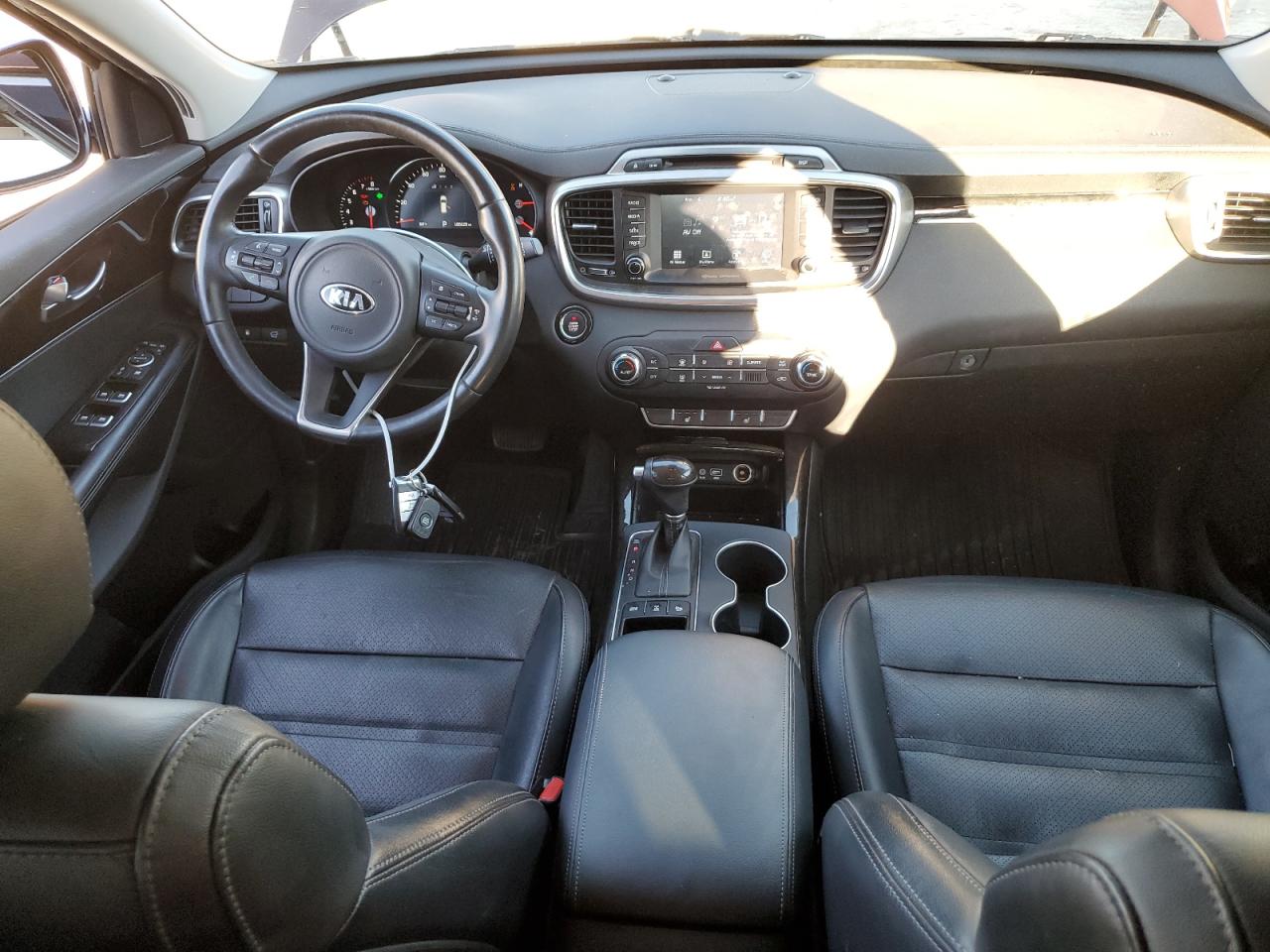 2018 Kia Sorento - Image 8