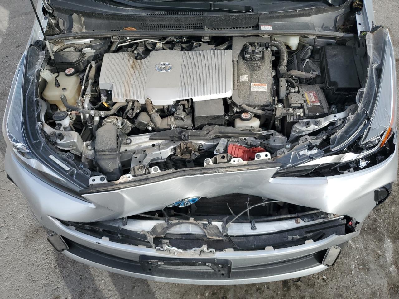 2019 Toyota Prius - Image 13