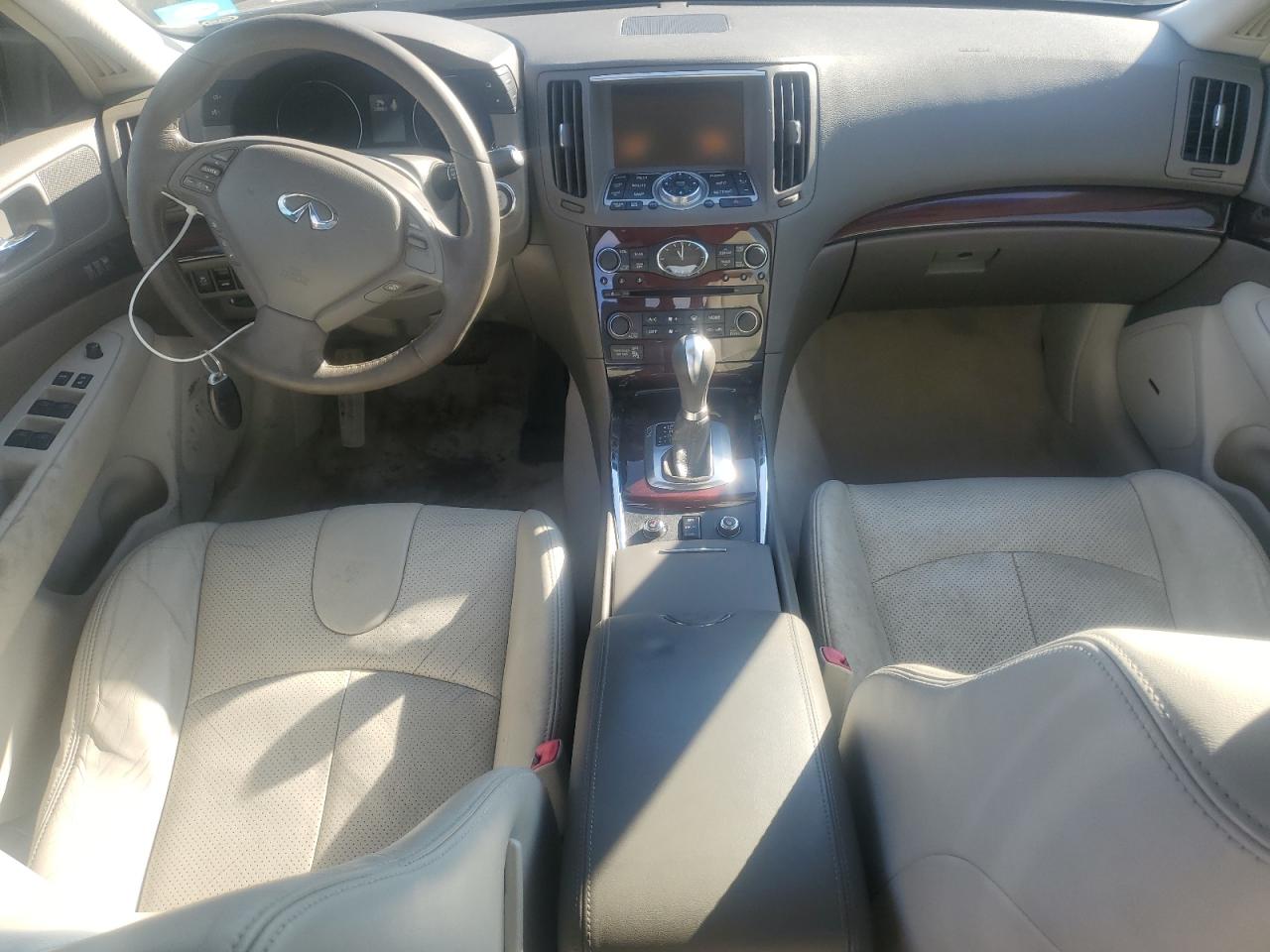 2012 Infiniti G - Image 8