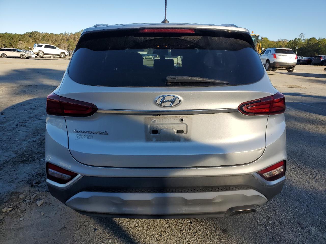 VIN 5NMS23ADXKH030566 2019 HYUNDAI SANTA FE no.6