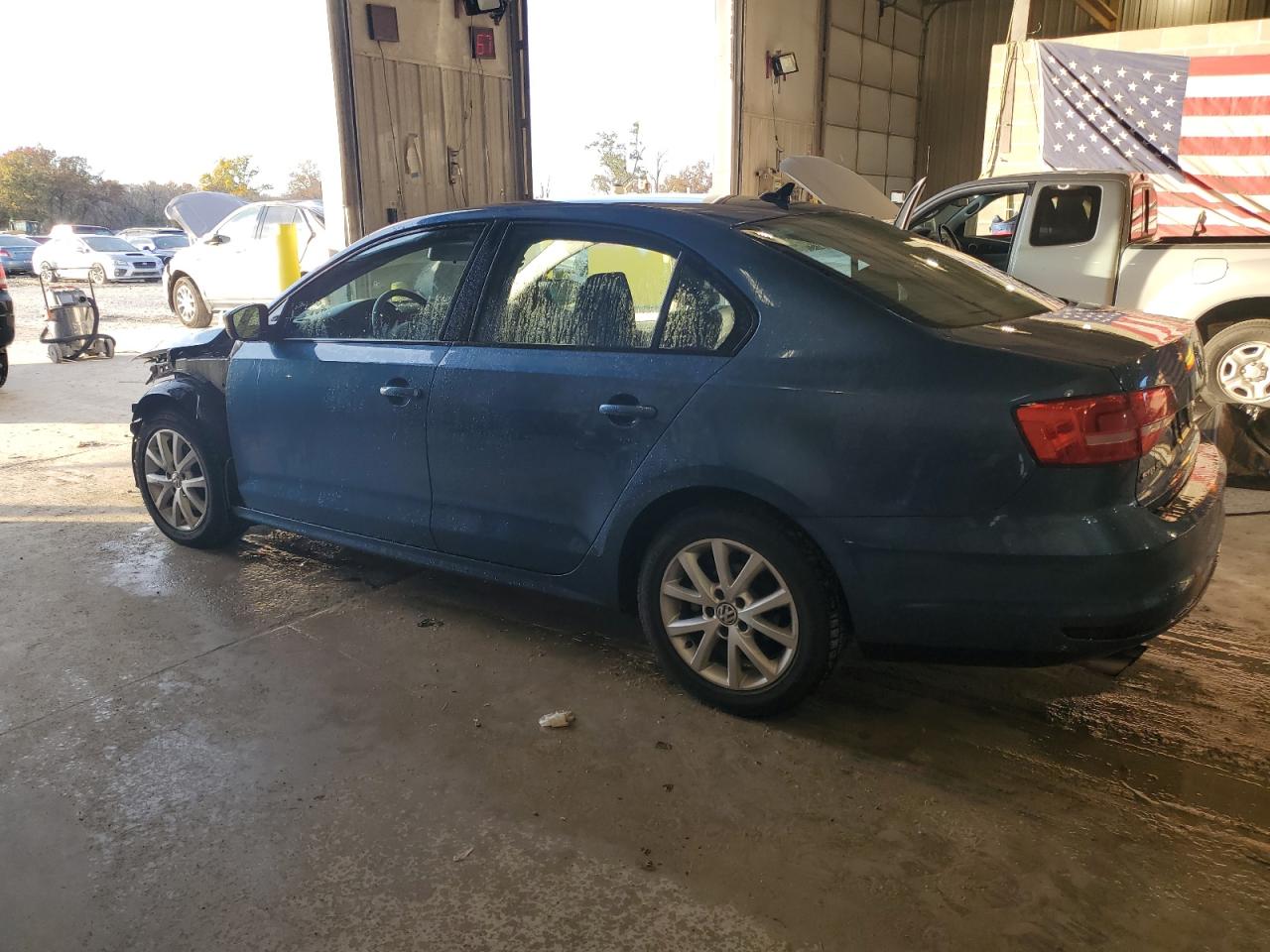 3VWD17AJ7FM243306 2015 VOLKSWAGEN JETTA - Image 2