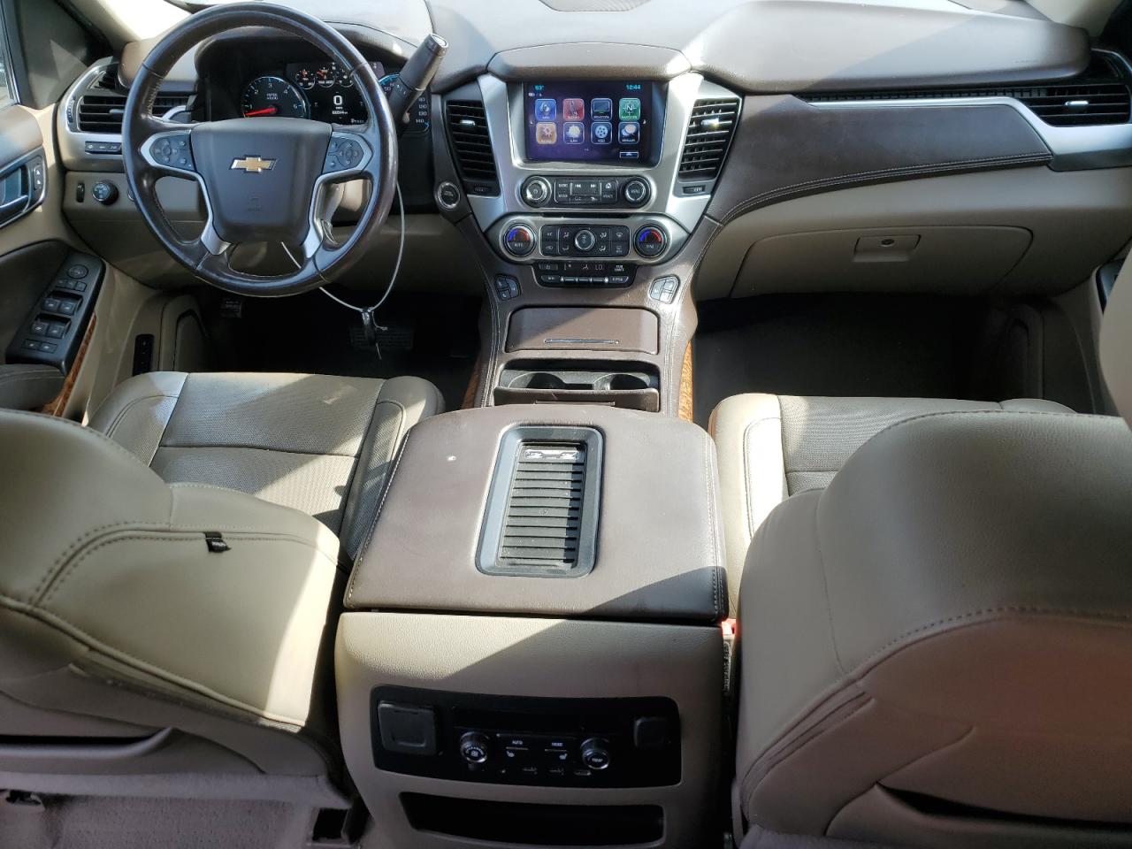 2019 Chevrolet Suburban - Image 8