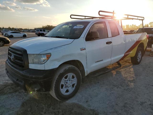 Pickups TOYOTA TUNDRA 2012 Biały