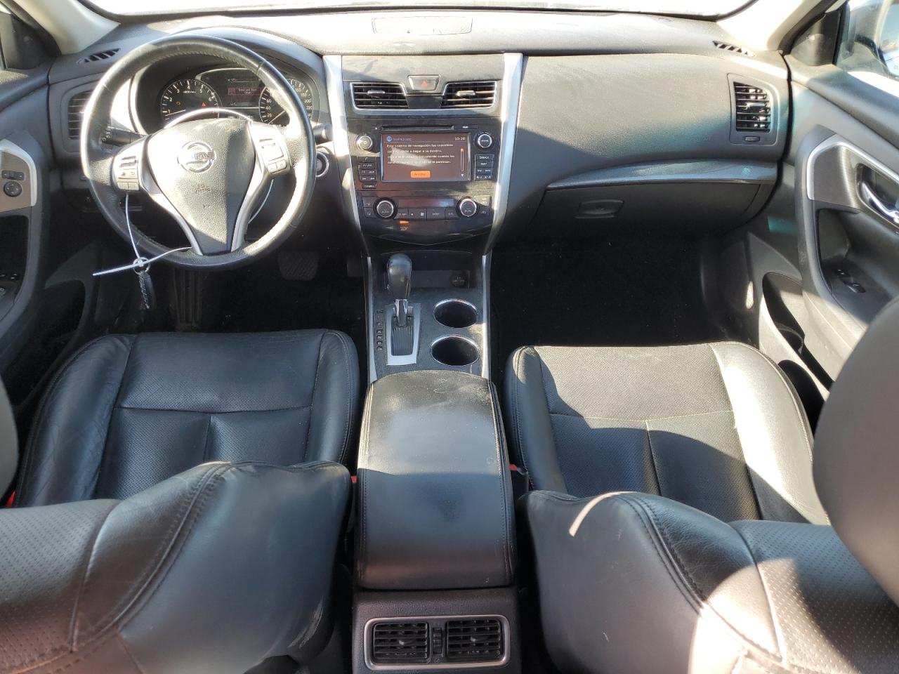 2016 Nissan Altima - Image 8