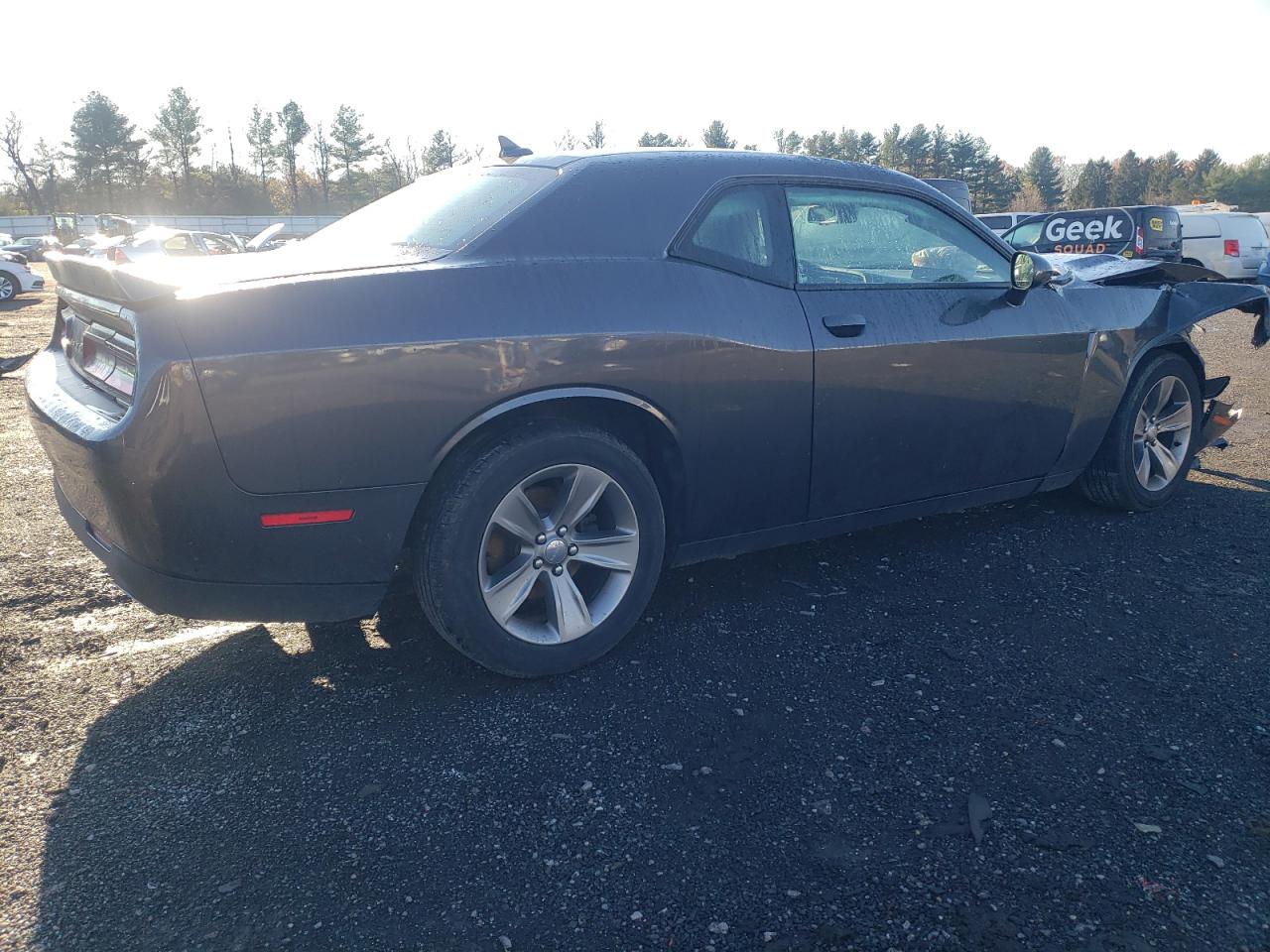 2019 Dodge Challenger - Image 3