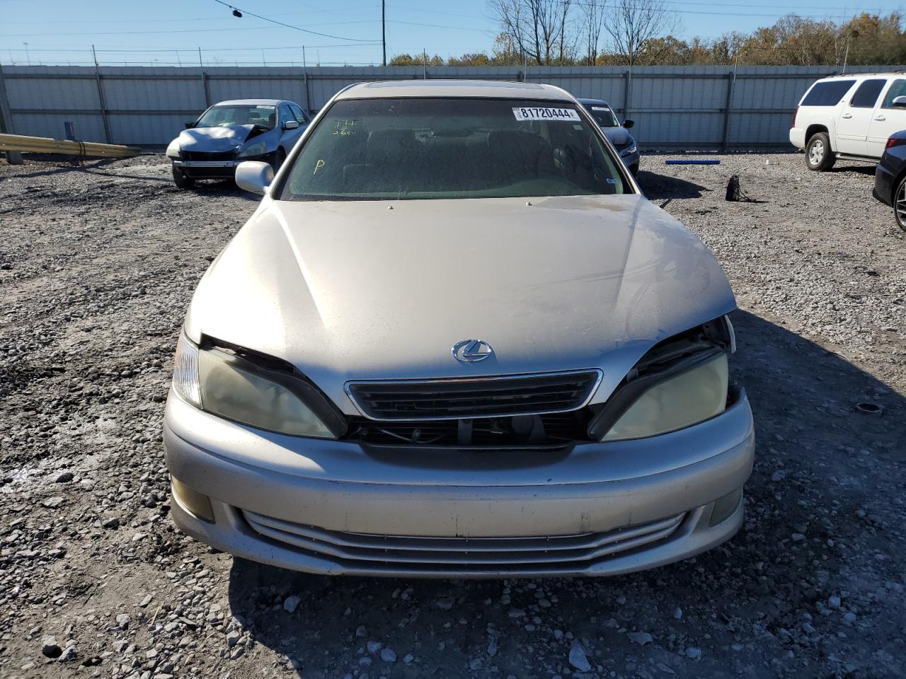 2001 Lexus ES - Image 5