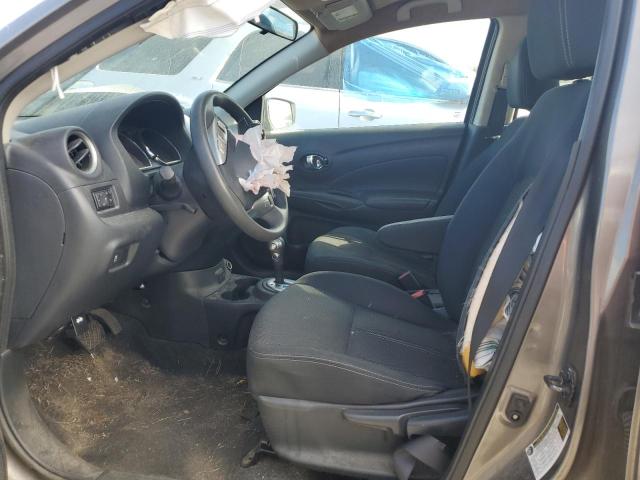  NISSAN VERSA 2017 Серый