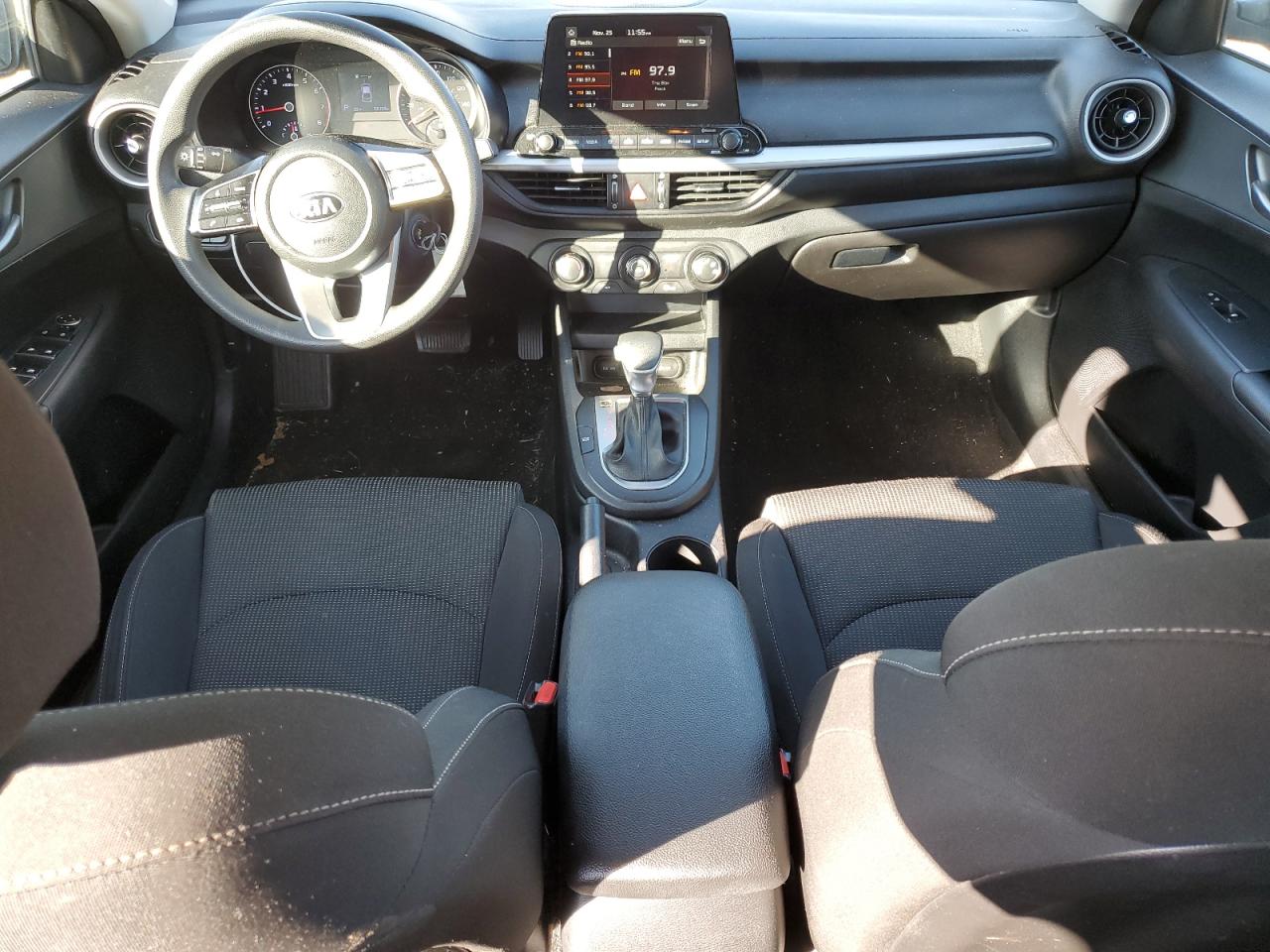 2020 Kia Forte - Image 8