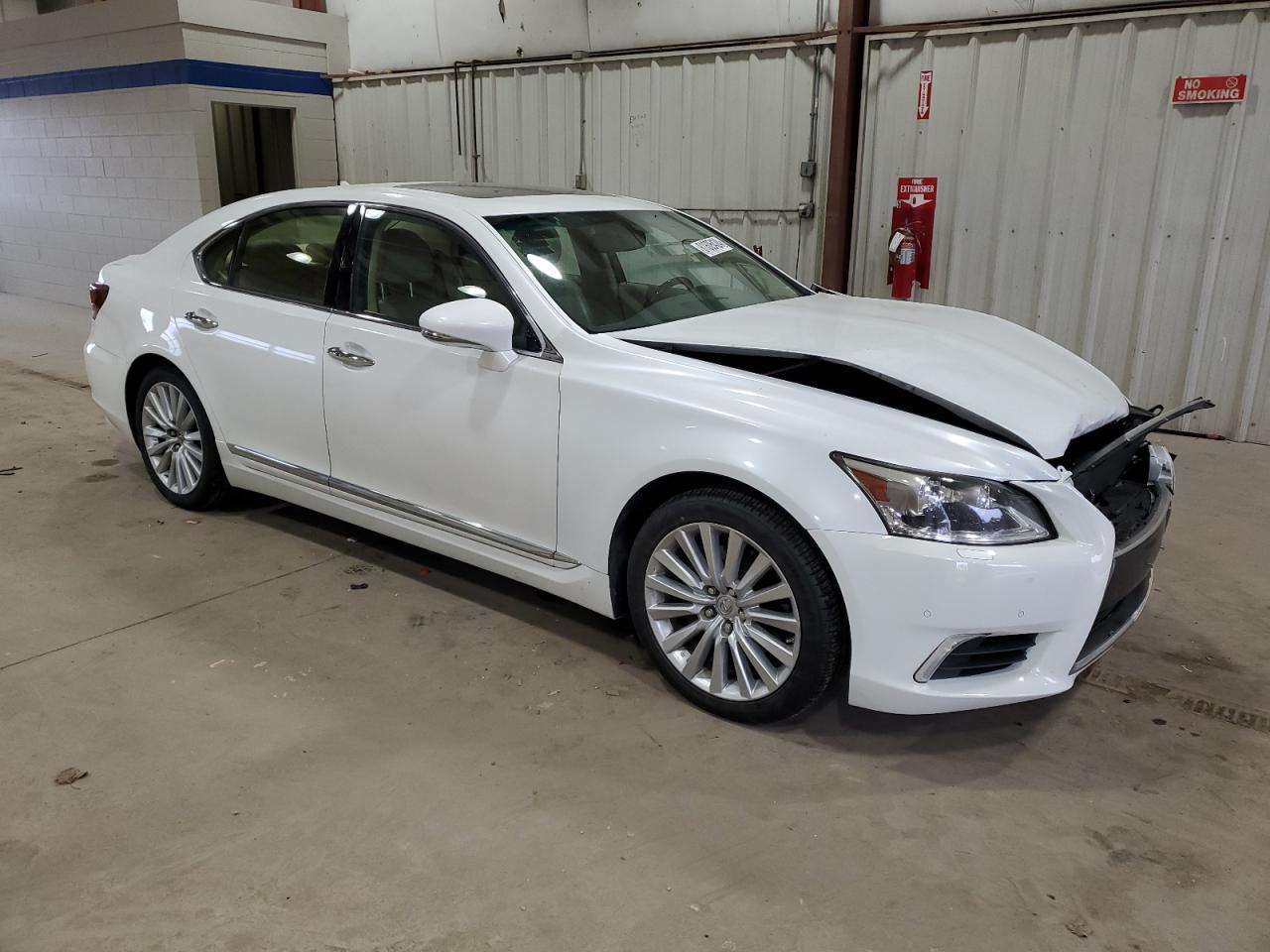 2013 Lexus LS - Image 4