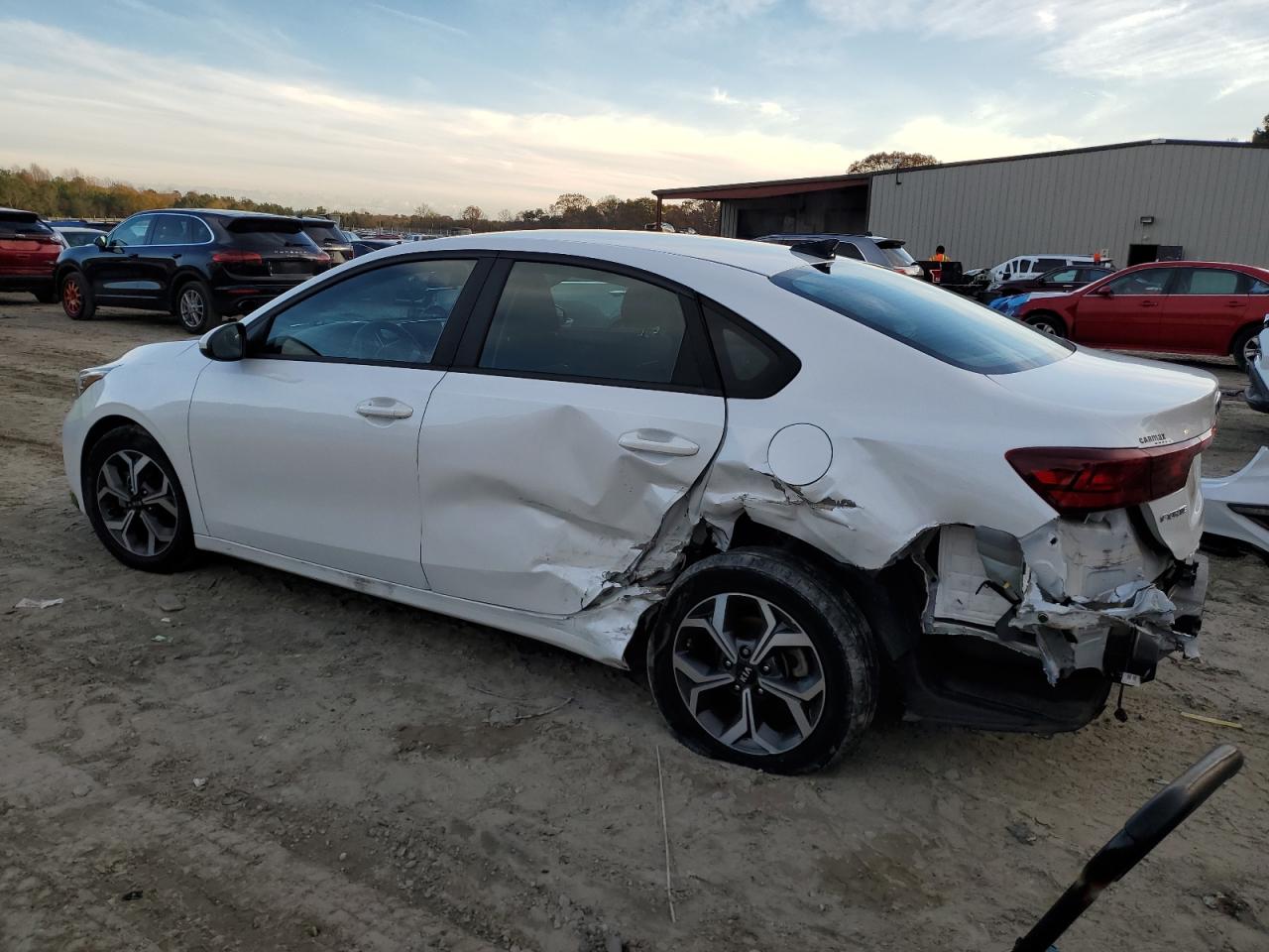 2021 Kia Forte - Image 2