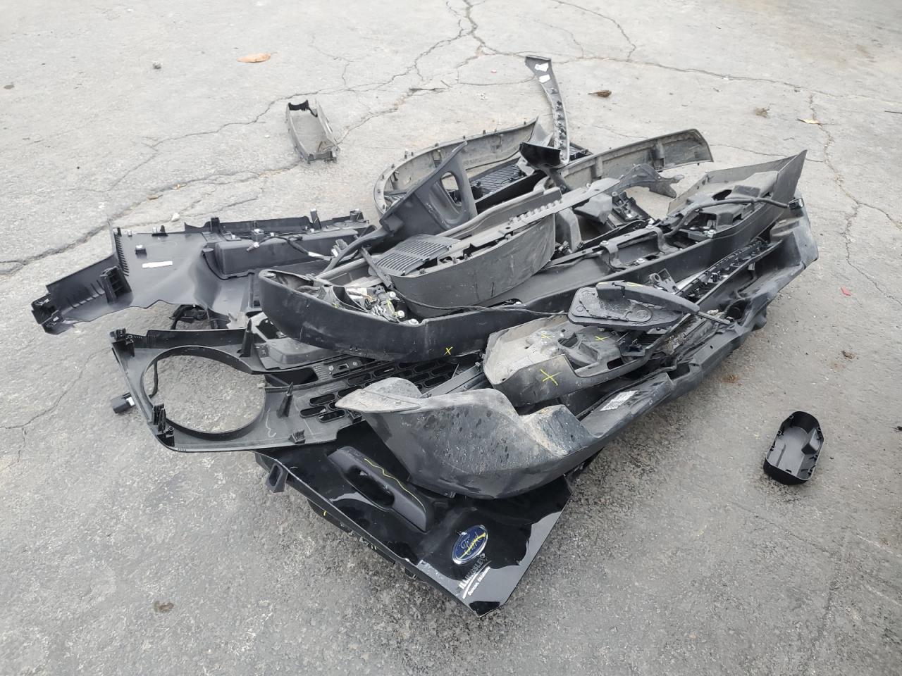 2023 Ford Bronco Base VIN: 1FMEE5DP1PLB77057 Lot: 78939384